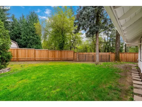 10134 SW 50th Avenue Portland OR 97219