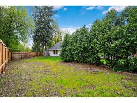 10134 SW 50th Avenue Portland OR 97219