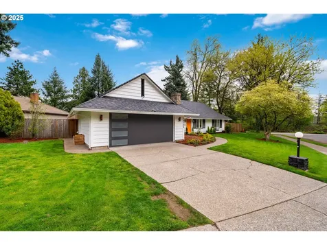 10134 SW 50th Avenue Portland OR 97219
