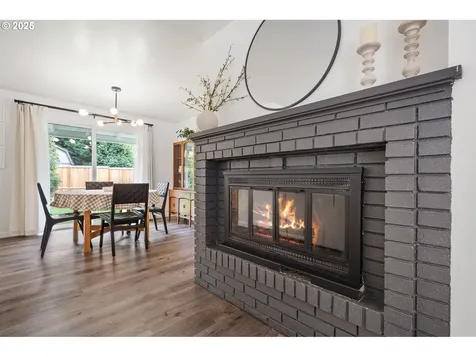 10134 SW 50th Avenue Portland OR 97219