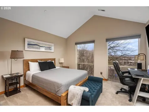 5047 SW View Point Terrace Portland OR 97239