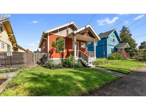 7022 N Omaha Avenue Portland OR 97217