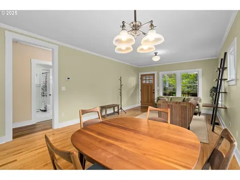 5834 NE 26th Avenue Portland OR 97211