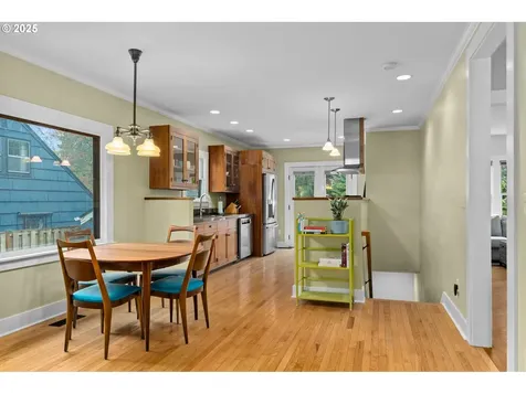 5834 NE 26th Avenue Portland OR 97211