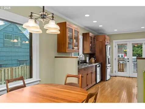 5834 NE 26th Avenue Portland OR 97211