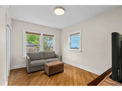 5834 NE 26th Avenue Portland OR 97211