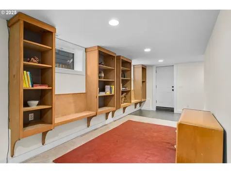5834 NE 26th Avenue Portland OR 97211