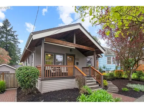 5834 NE 26th Avenue Portland OR 97211