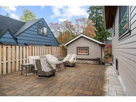 5834 NE 26th Avenue Portland OR 97211