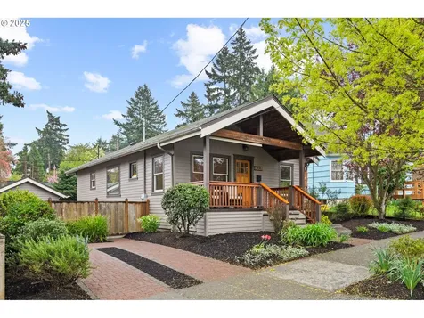 5834 NE 26th Avenue Portland OR 97211