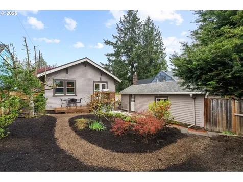 5834 NE 26th Avenue Portland OR 97211
