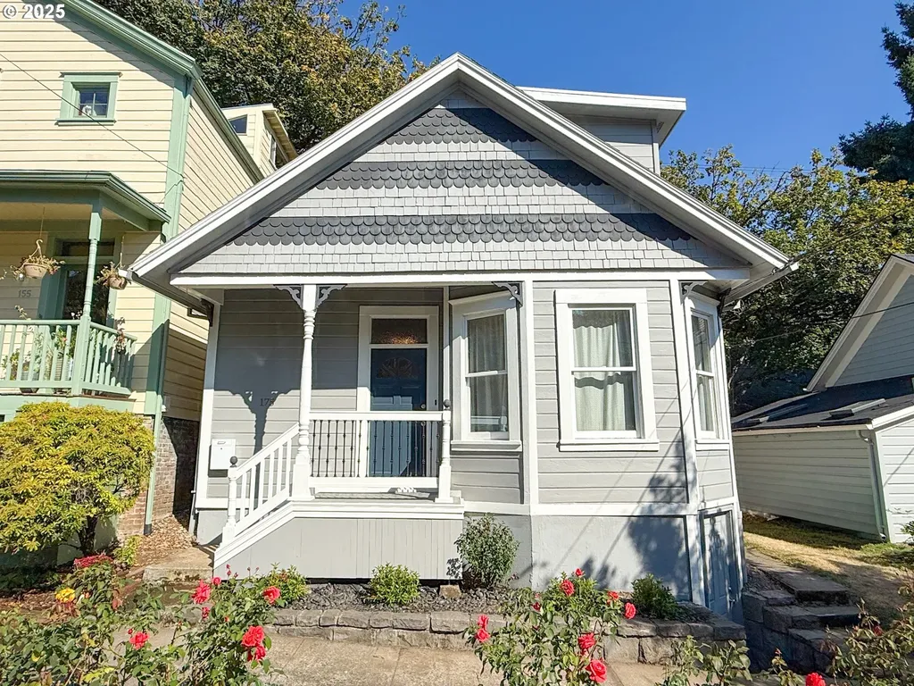175 S Whitaker Street Portland OR 97239