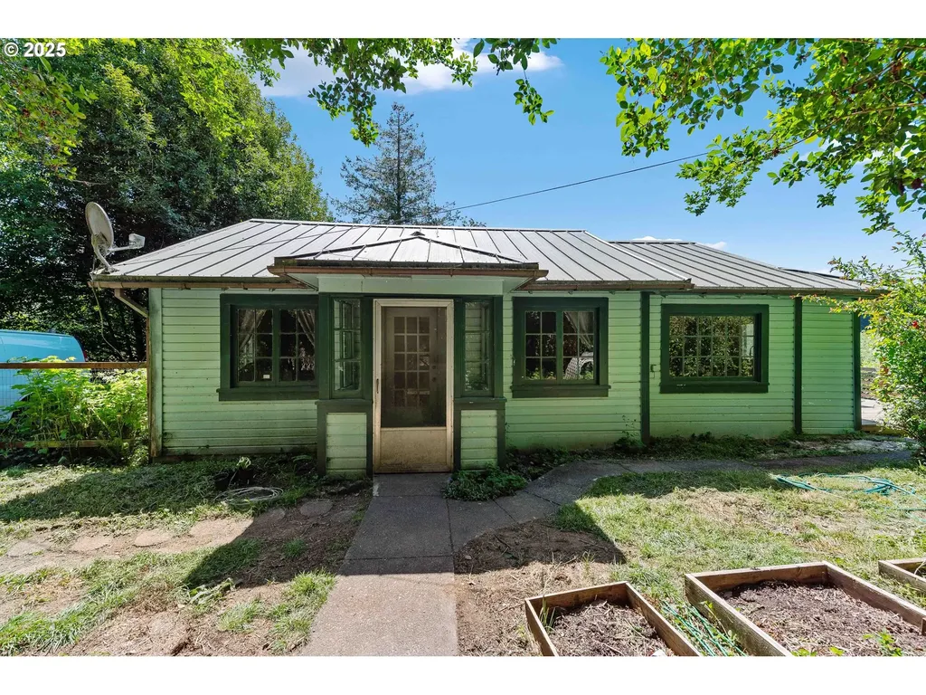 93342 Upper Loop Road Coos Bay OR 97420