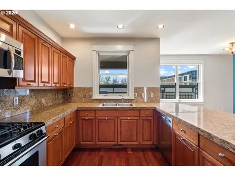 6248 NE Brighton Street Hillsboro OR 97124