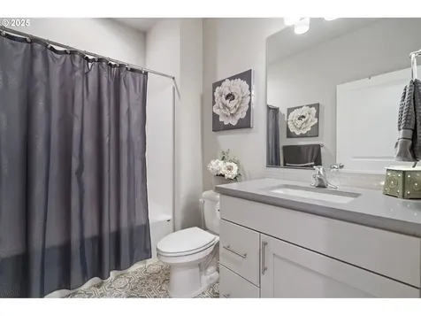 8707 N 1st Street Ridgefield WA 98642