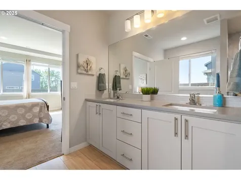 8707 N 1st Street Ridgefield WA 98642