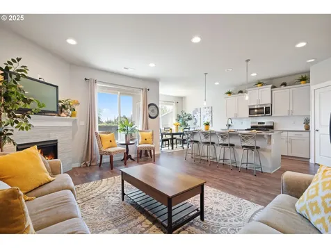 8707 N 1st Street Ridgefield WA 98642