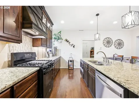 9900 NE 144th Avenue Vancouver WA 98682