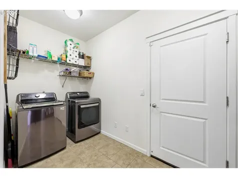 9900 NE 144th Avenue Vancouver WA 98682