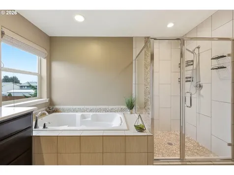 9900 NE 144th Avenue Vancouver WA 98682
