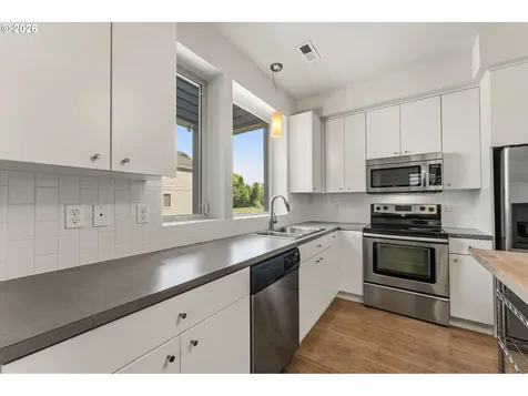 14794 SW Watershed Lane Beaverton OR 97007