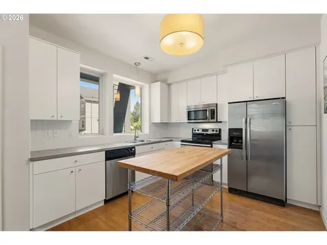 14794 SW Watershed Lane Beaverton OR 97007