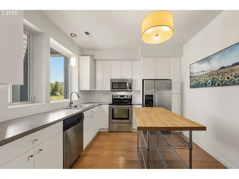 14794 SW Watershed Lane Beaverton OR 97007
