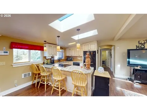 94787 Adams Road Gold Beach OR 97444