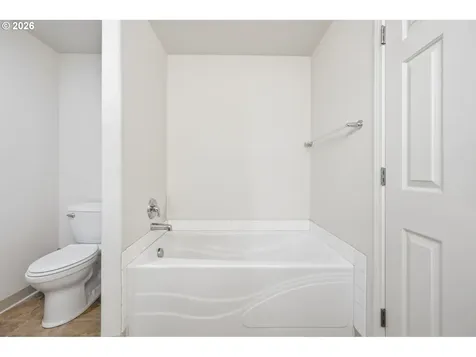 10215 NE 58th Street Vancouver WA 98662