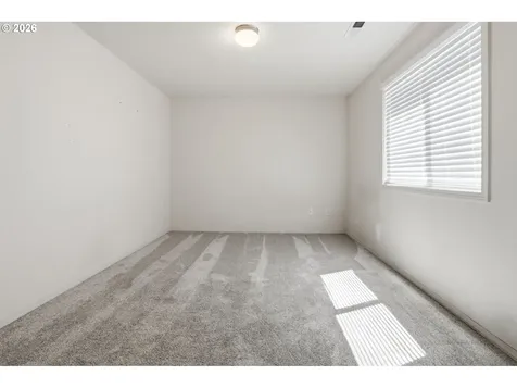10215 NE 58th Street Vancouver WA 98662