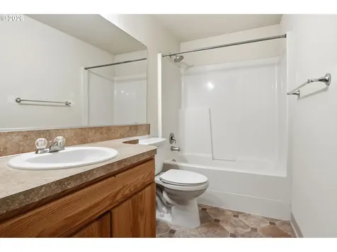 10215 NE 58th Street Vancouver WA 98662