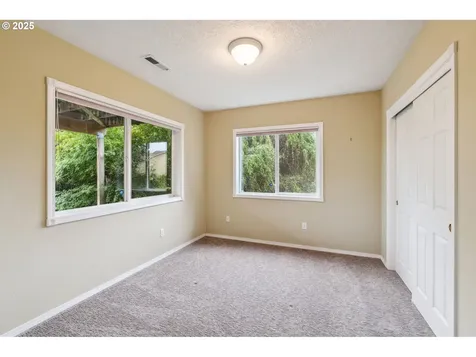 15745 SE Bybee Drive Portland OR 97236
