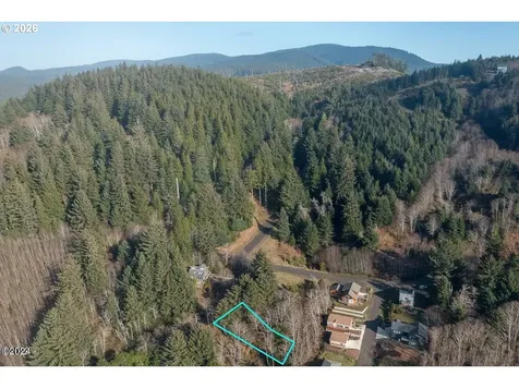 208 Chief Albert Drive Yachats OR 97498