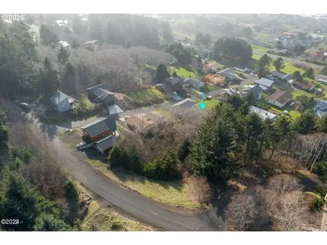 208 Chief Albert Drive Yachats OR 97498