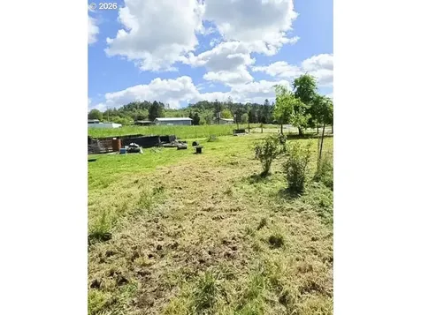 5123 Melody Lane Roseburg OR 97470