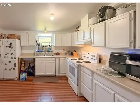 5123 Melody Lane Roseburg OR 97470