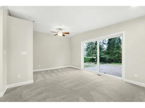 810 SW Washington Street Dallas OR 97338