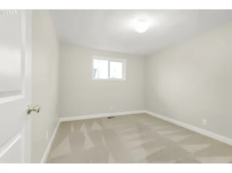 810 SW Washington Street Dallas OR 97338