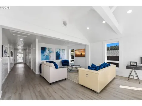 267 6th Street Port Orford OR 97465