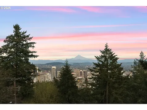 2925 SW Fairview Boulevard Portland OR 97205