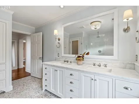 2925 SW Fairview Boulevard Portland OR 97205