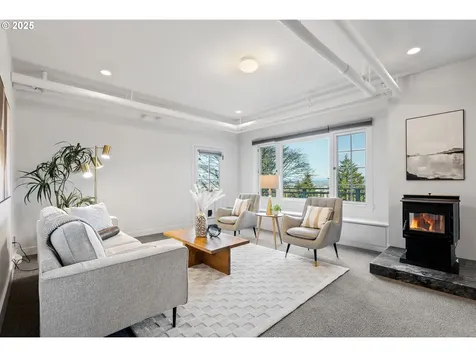 2925 SW Fairview Boulevard Portland OR 97205