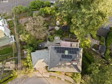 2925 SW Fairview Boulevard Portland OR 97205