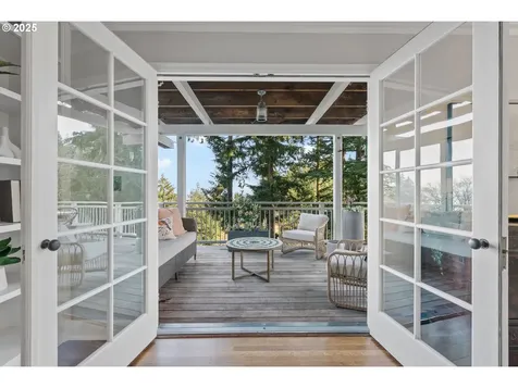 2925 SW Fairview Boulevard Portland OR 97205