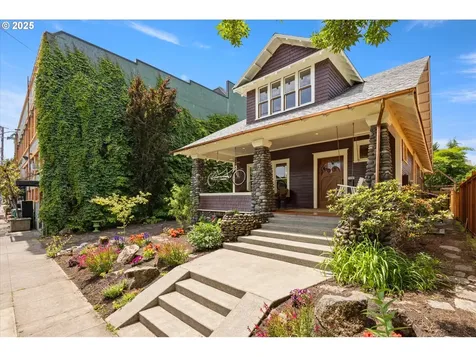 5027 NE 19th Avenue Portland OR 97211