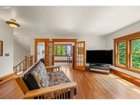 5027 NE 19th Avenue Portland OR 97211