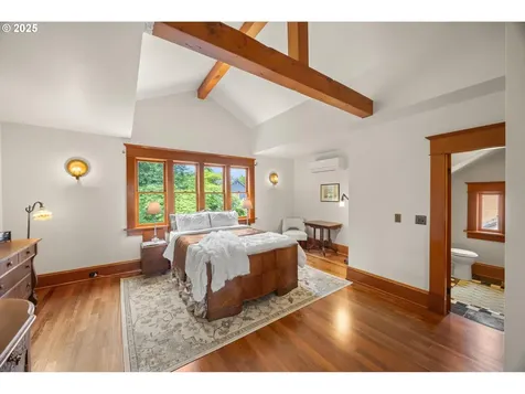 5027 NE 19th Avenue Portland OR 97211