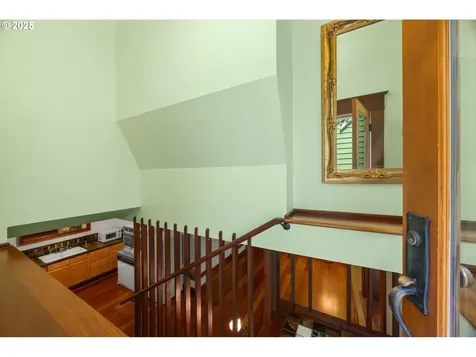 5027 NE 19th Avenue Portland OR 97211
