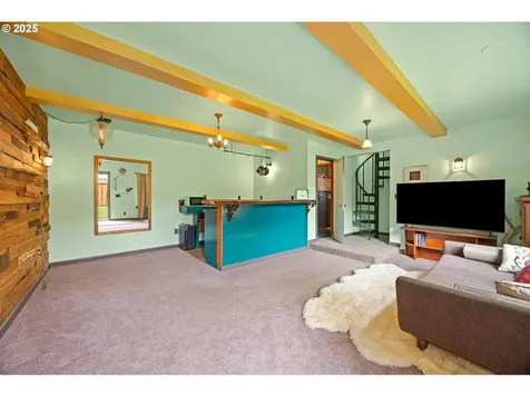 5027 NE 19th Avenue Portland OR 97211