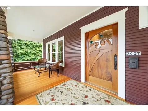 5027 NE 19th Avenue Portland OR 97211